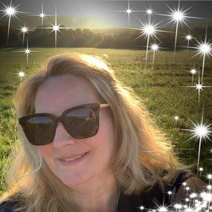 Meet your Posher, Christine